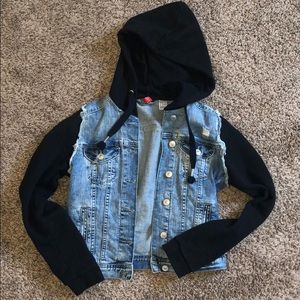 Hoodie jean jacket